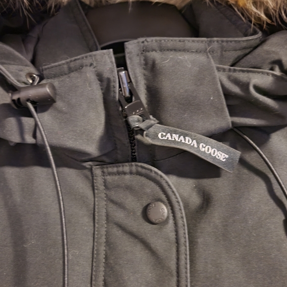 Canada Goose Womens Trillium Parka Size XS - Picture 6 of 16